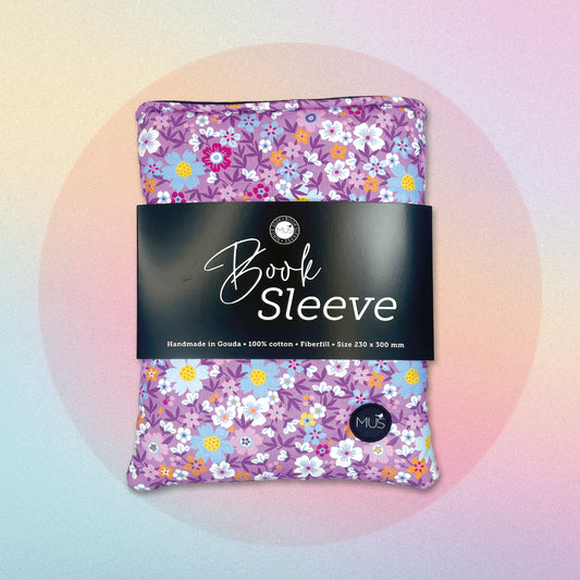 MUS Book Sleeve | Bloemetjes paars grof