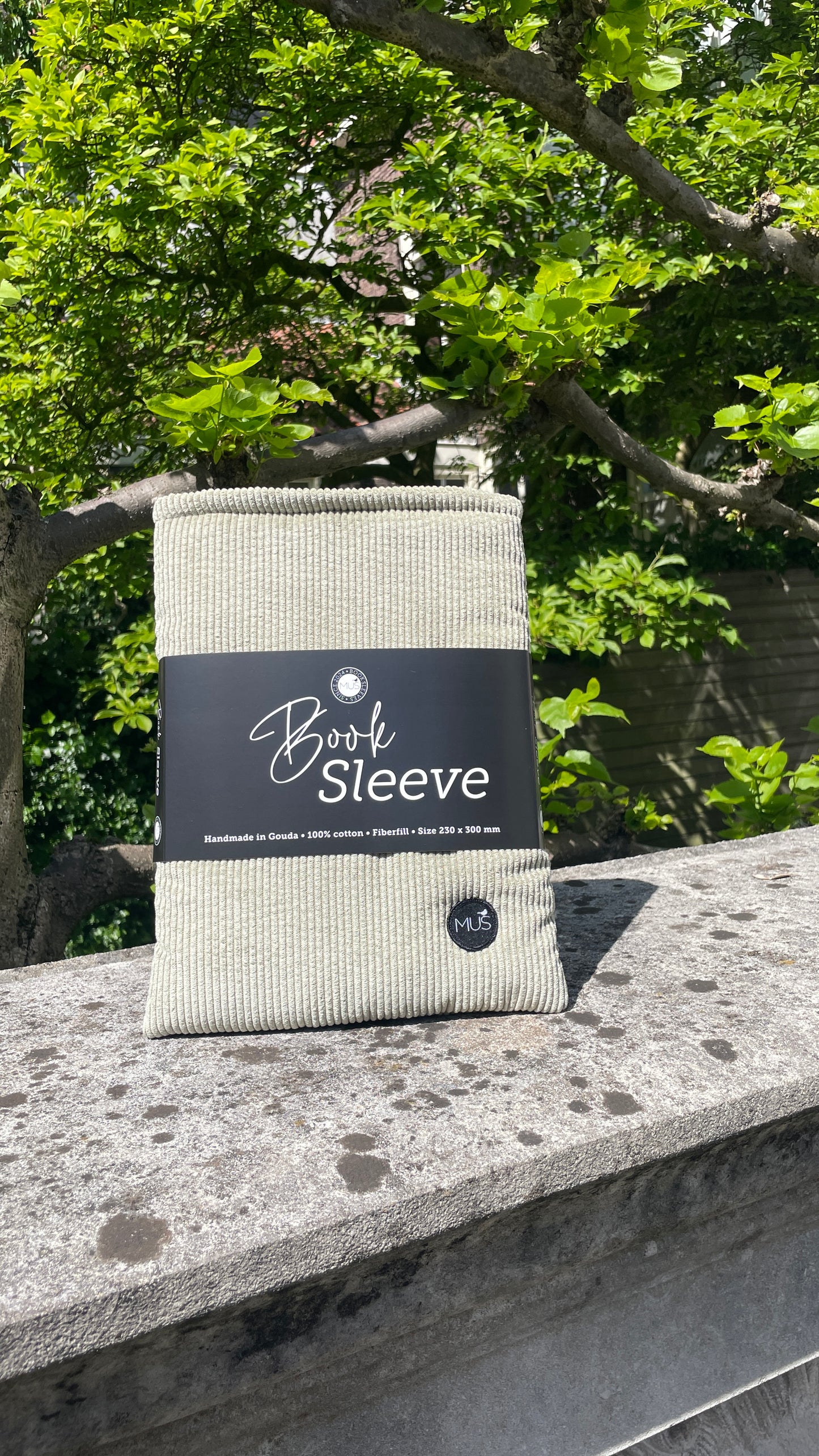 MUS Book Sleeve | Rib donker mint