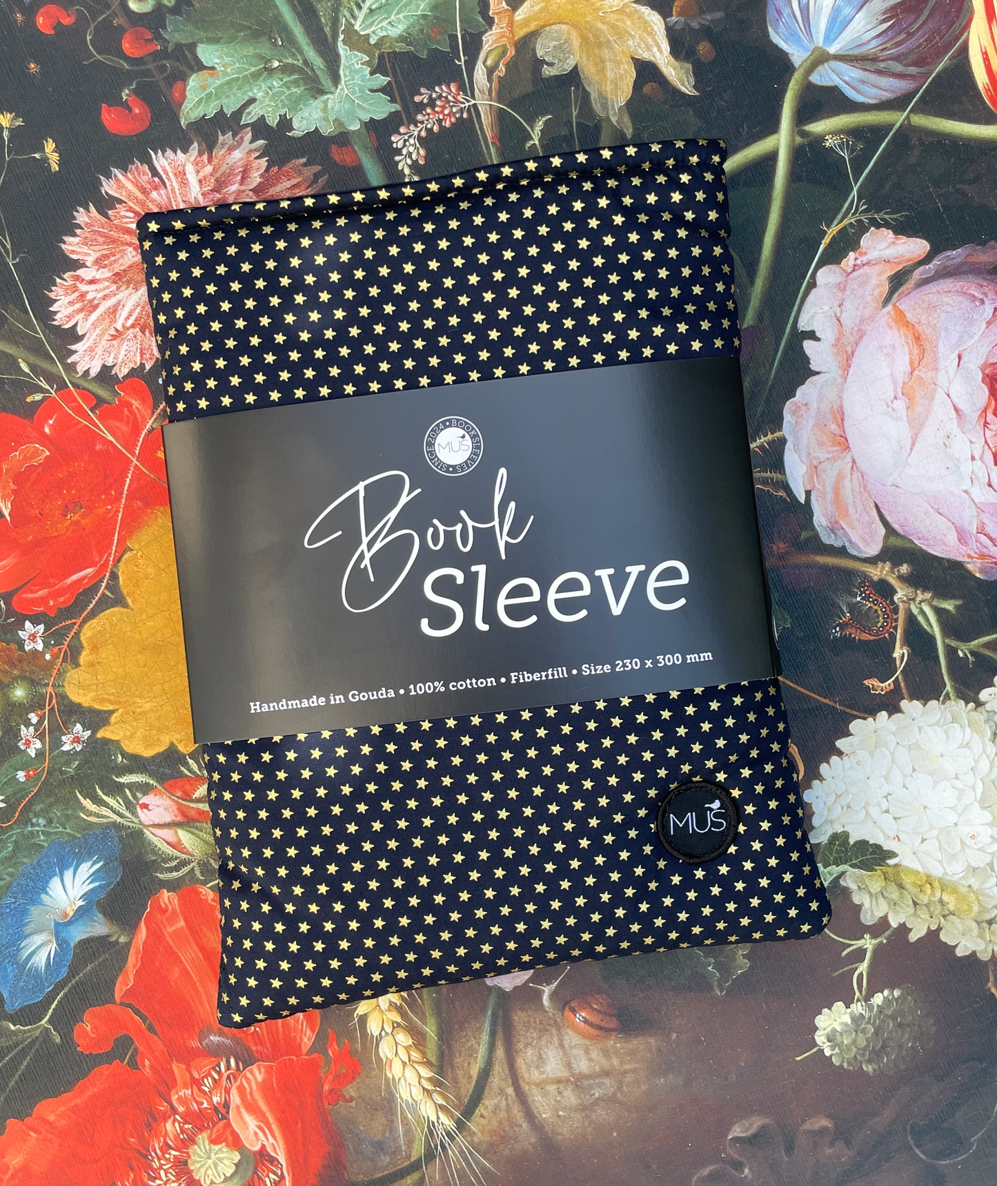 MUS Book Sleeve | Sterretjes goud op marineblauw