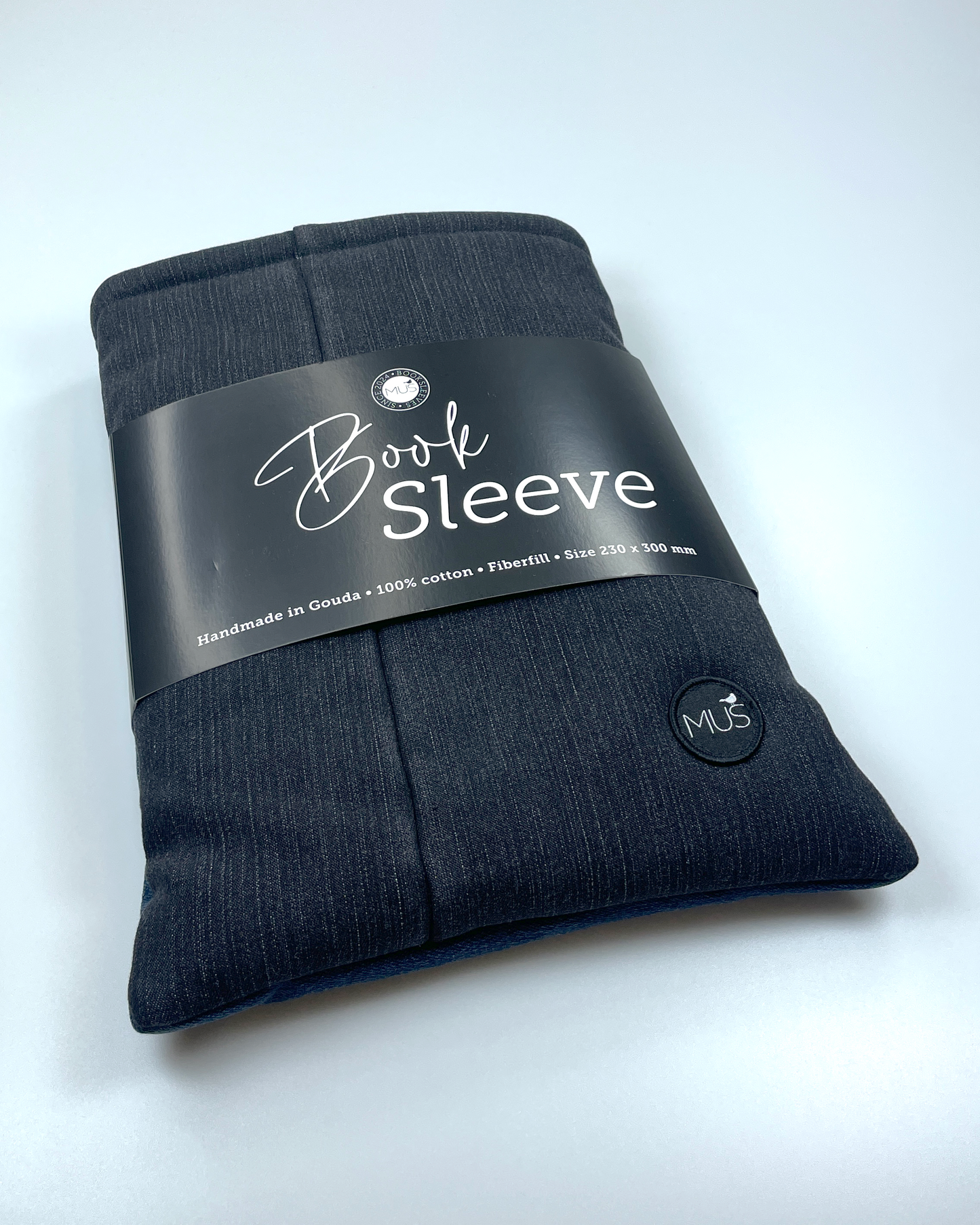 MUS Book Sleeve | Denim (unieke exemplaren)